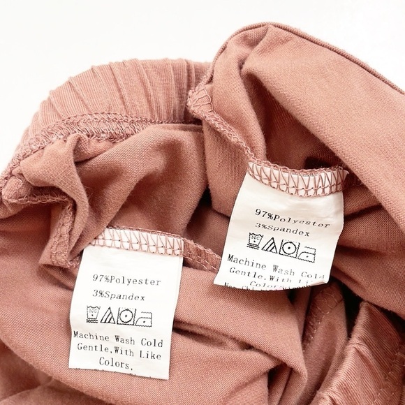 SHEIN ruffle crop top + shorts set - Picture 4 of 4